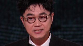 偷偷拍到男友的外遇